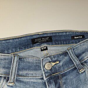 Judy Blue Jeans  NWOT 16W